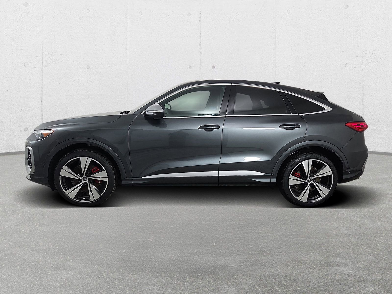 New 2026 Audi SQ5 Premium Plus AWD/4WD image 4
