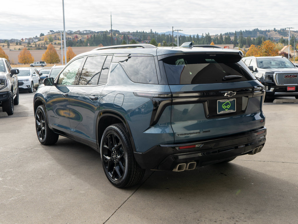 Used 2026 Chevrolet Traverse RS AWD/4WD image 6