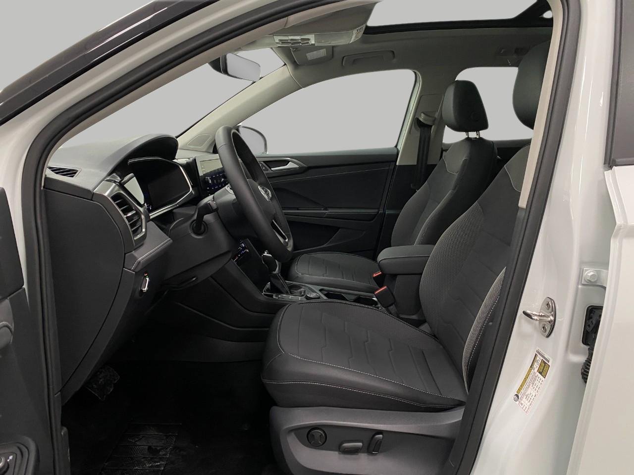 New 2026 Volkswagen Taos SE AWD/4WD image 26