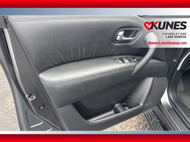 Used 2022 Nissan Armada SV w/ SV Appearance Package AWD/4WD image 13