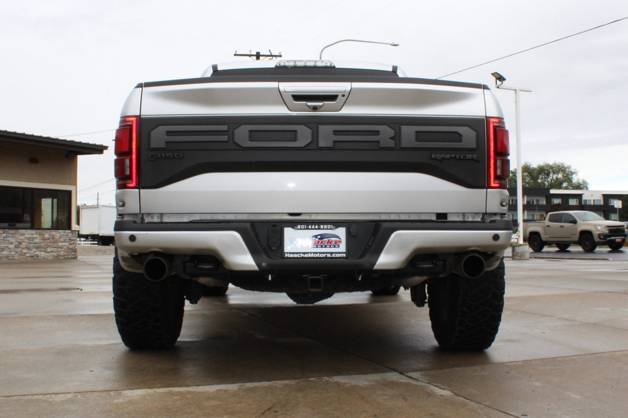 Used 2019 Ford F150 Raptor w/ Equipment Group 802A Luxury image 27