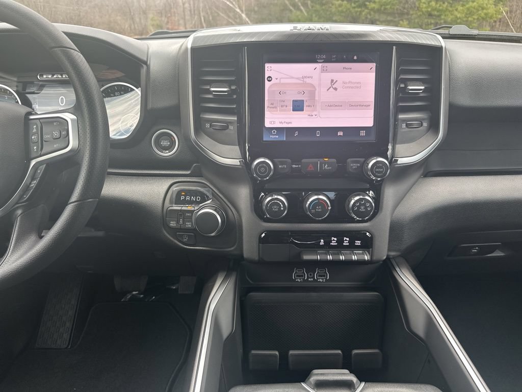 New 2026 RAM 1500 Express AWD/4WD image 17
