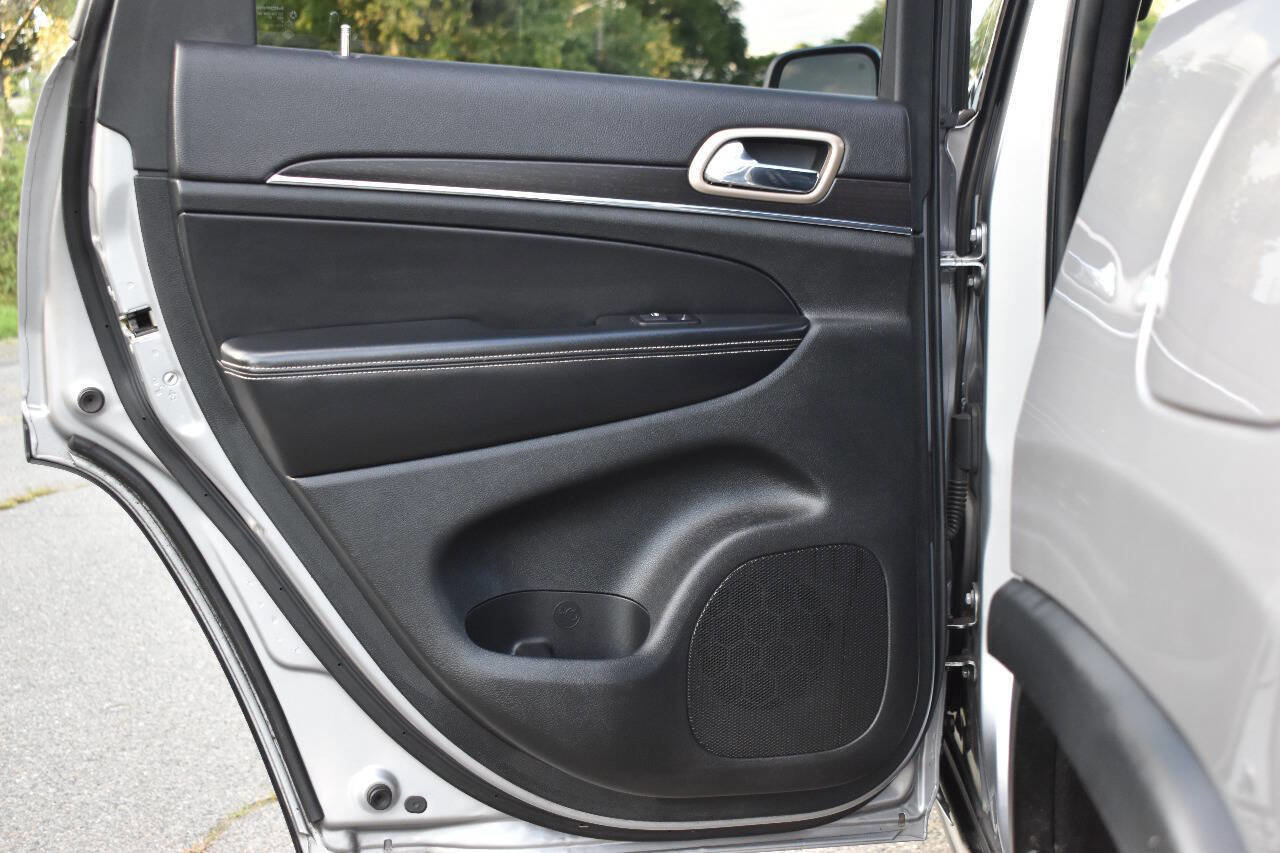 Used 2014 Jeep Grand Cherokee Limited image 10