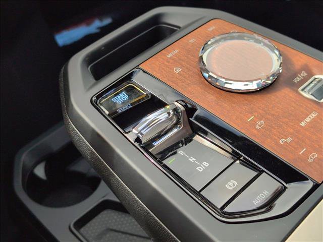 Used 2023 BMW iX M60 w/ Executive Package image 12