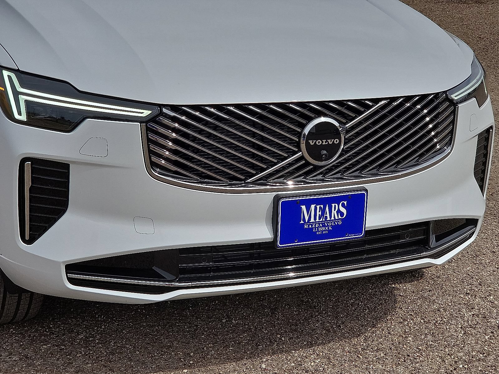 New 2026 Volvo XC90 B6 Ultra w/ Protection Package AWD/4WD image 9