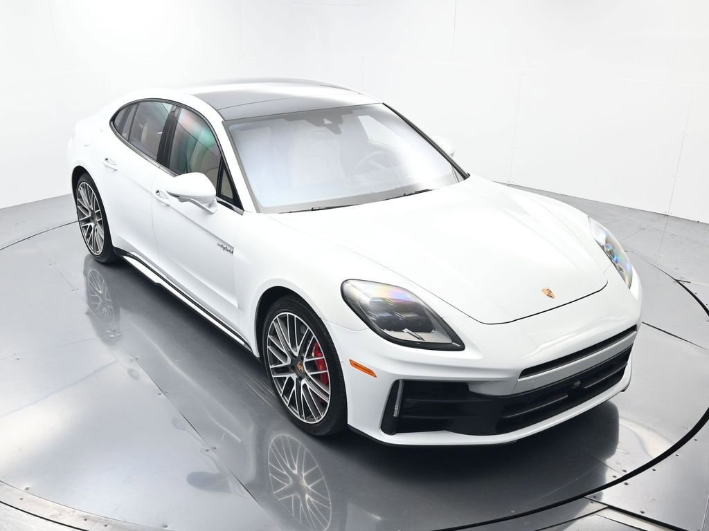 Certified 2025 Porsche Panamera 4S AWD/4WD image 44