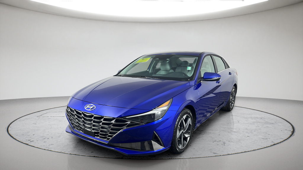Used 2023 Hyundai Elantra Limited FWD image 12