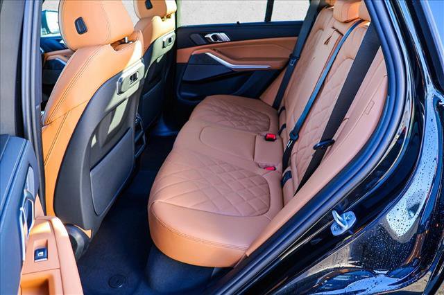 New 2026 BMW X5 xDrive50e image 19