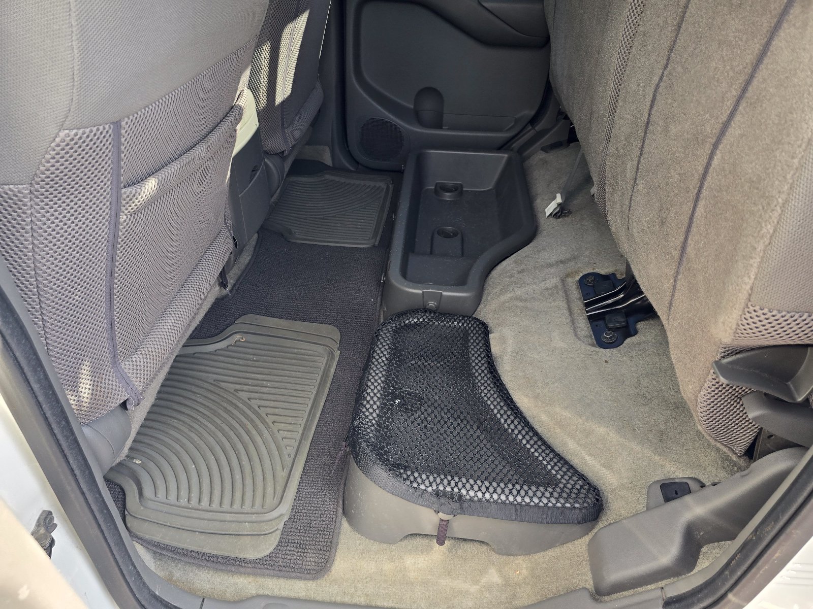 Used 2016 Nissan Frontier SV AWD/4WD image 26