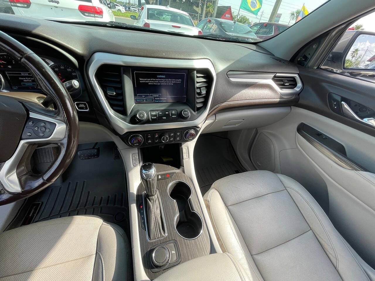 Used 2019 GMC Acadia SLT FWD image 7