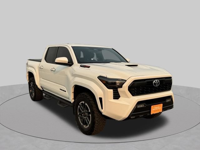 Used 2024 Toyota Tacoma TRD Sport AWD/4WD image 10