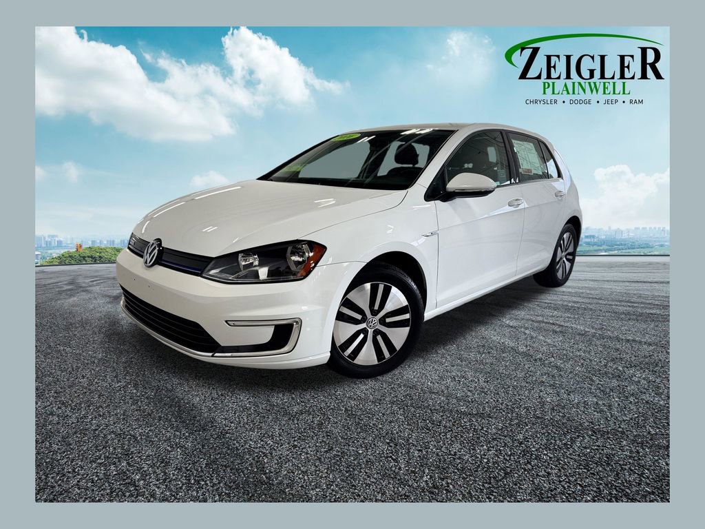 Used 2016 Volkswagen e-Golf SE w/ DC Fast Charging Package FWD image 1