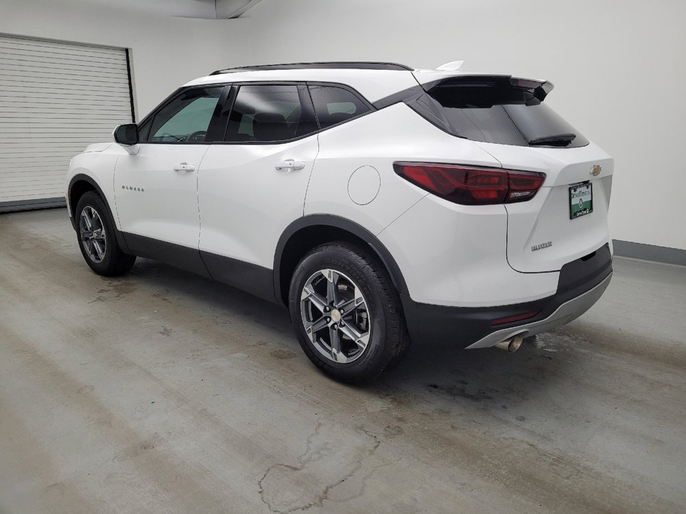 Used 2024 Chevrolet Blazer LT w/ Convenience Package FWD image 3