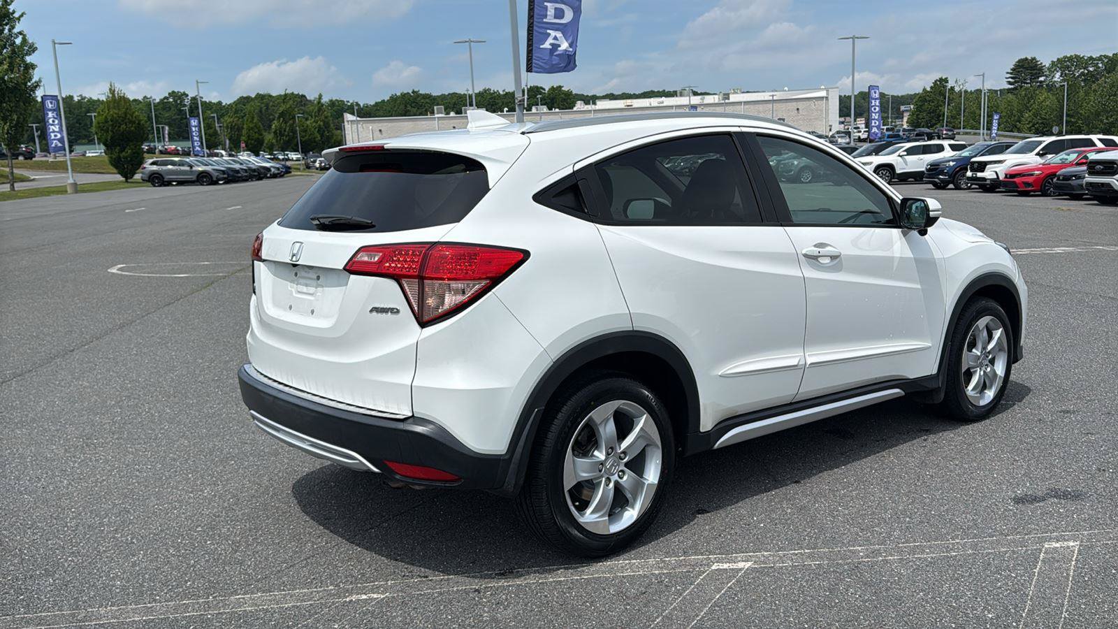 Used 2016 Honda HR-V EX-L image 5