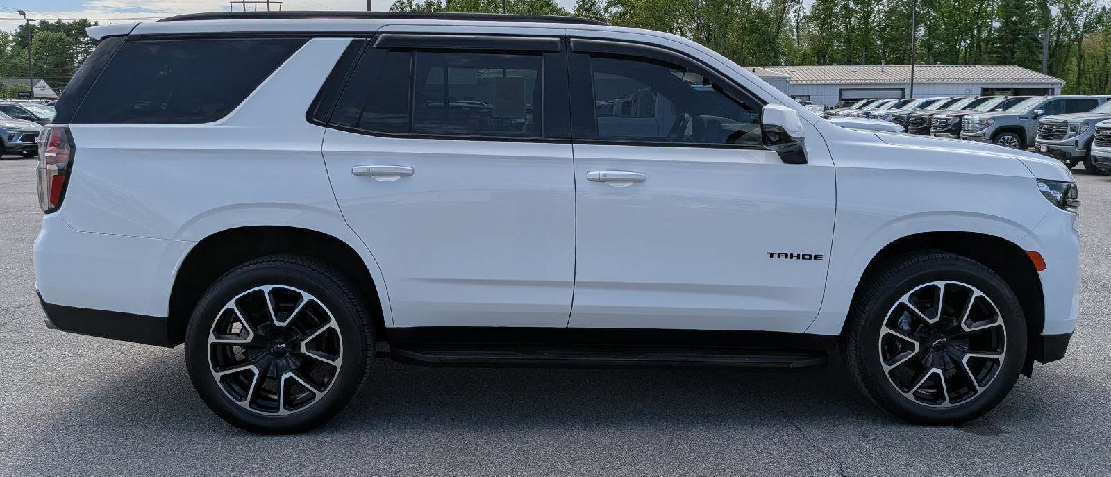 Used 2022 Chevrolet Tahoe RST w/ Sport Performance Package AWD/4WD image 6