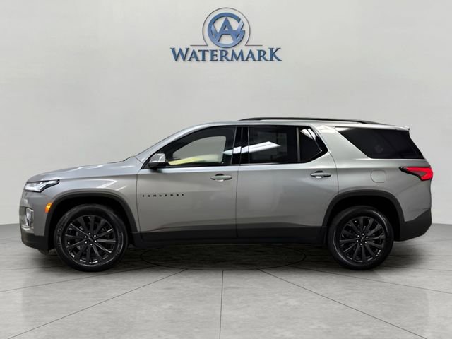 Used 2023 Chevrolet Traverse RS image 2