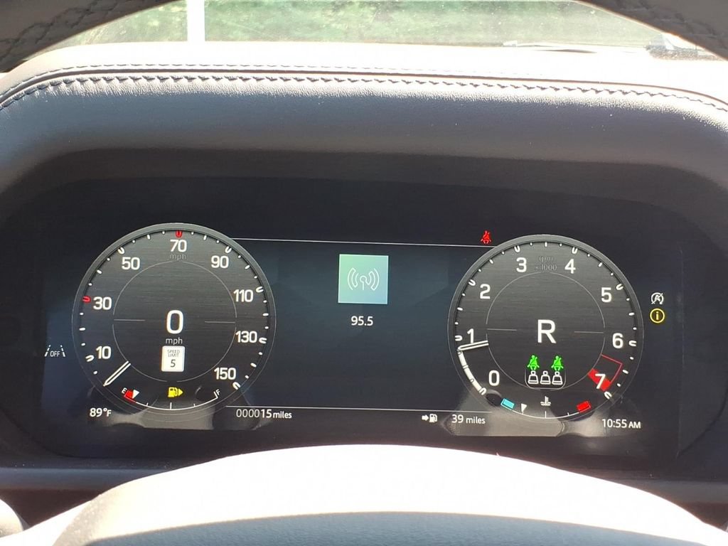New 2026 Land Rover Defender 130 X-Dynamic SE AWD/4WD image 22