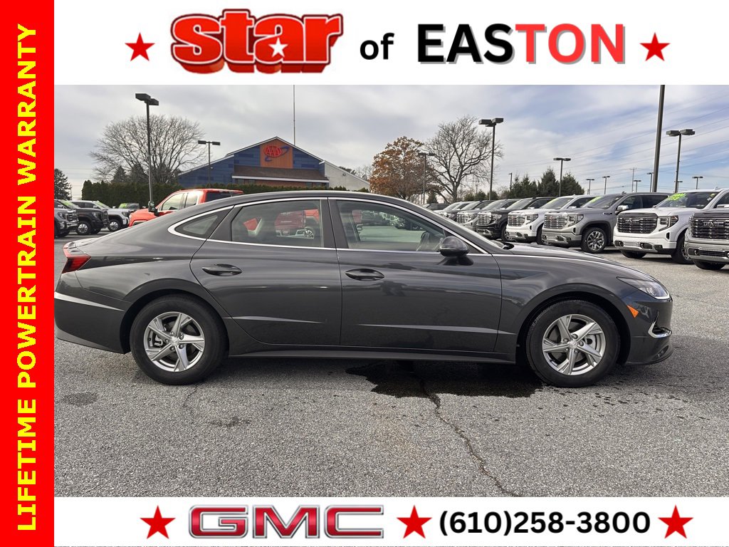 Used 2022 Hyundai Sonata SE image 3