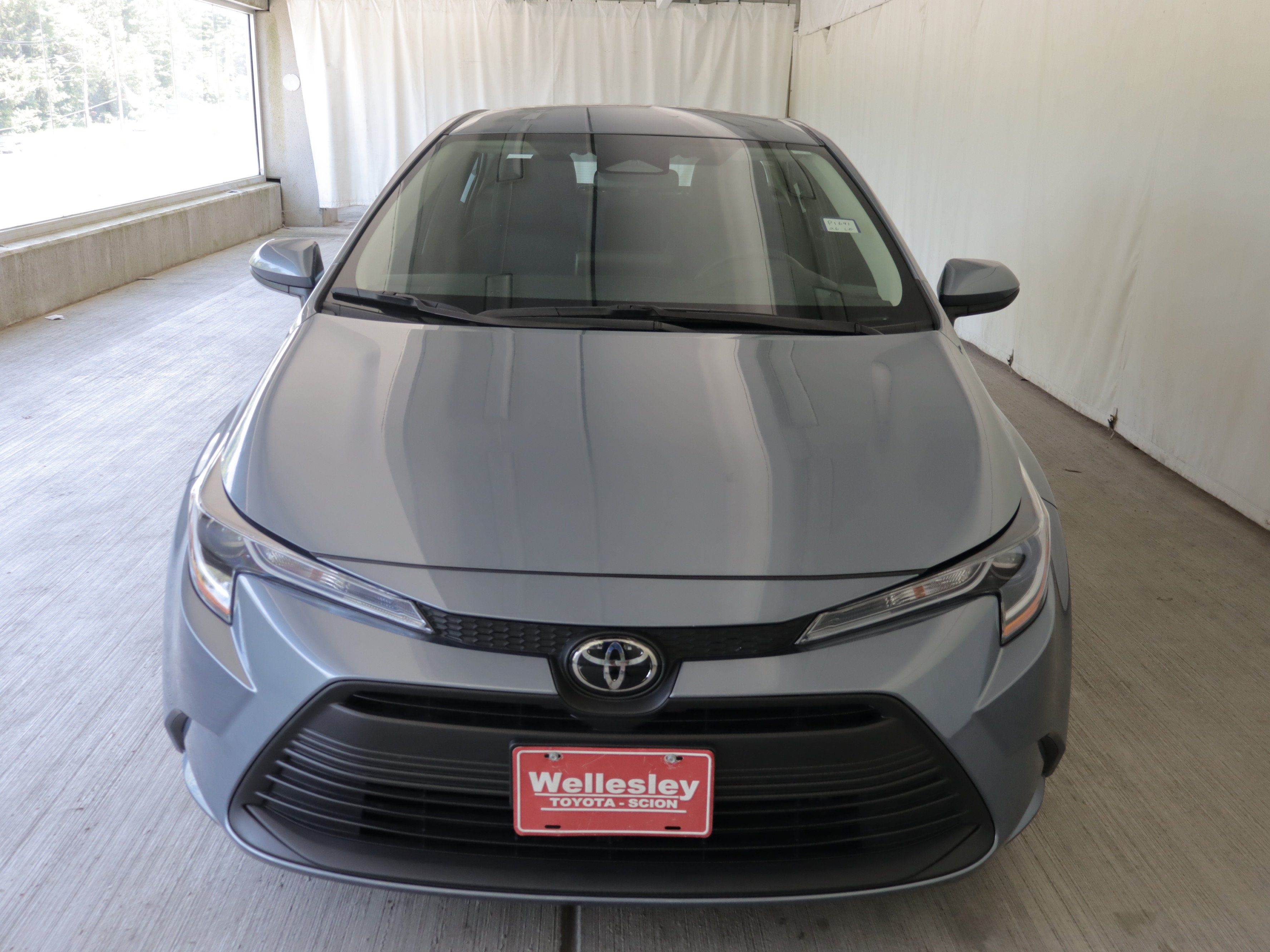 Used 2026 Toyota Corolla LE FWD image 3