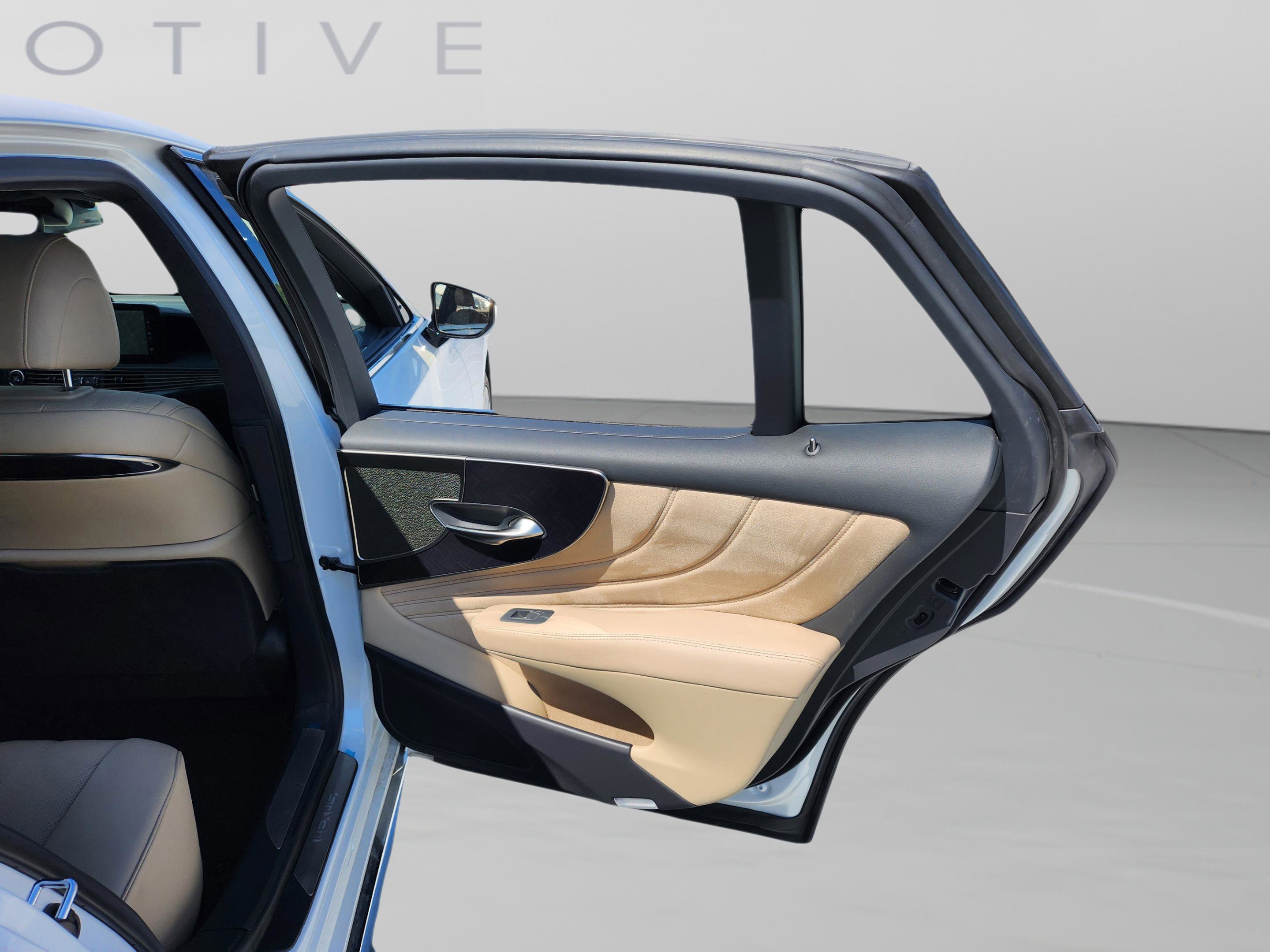 Certified 2021 Lexus LS 500 w/ Interior Upgrade Package RWD image 21