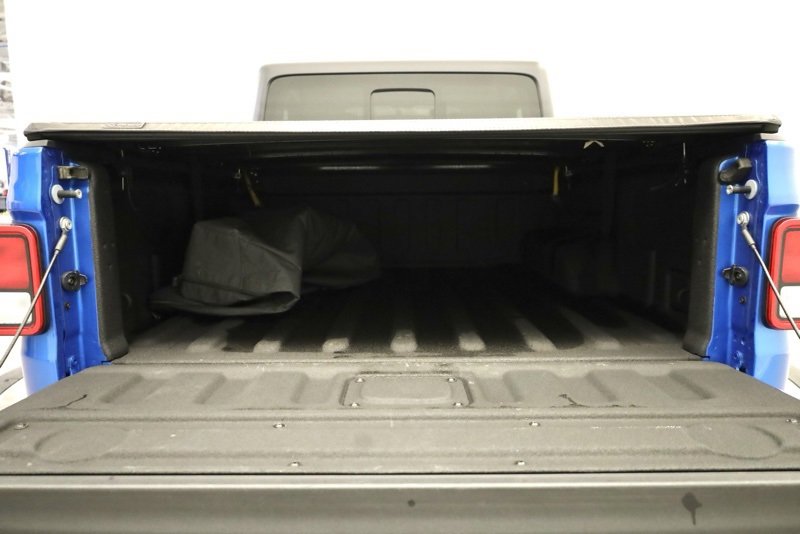 Used 2023 Jeep Gladiator Mojave w/ Cold Weather Group image 40