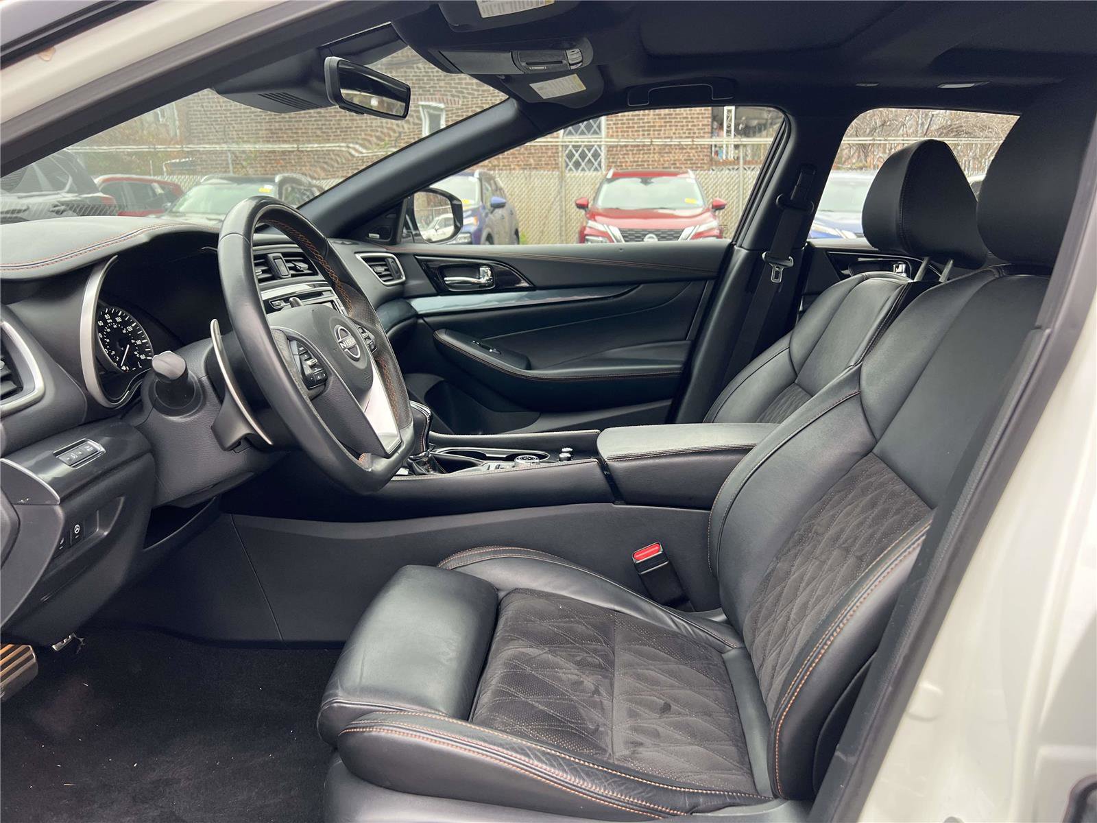 Used 2023 Nissan Maxima SR w/ Sport Mat Group image 24