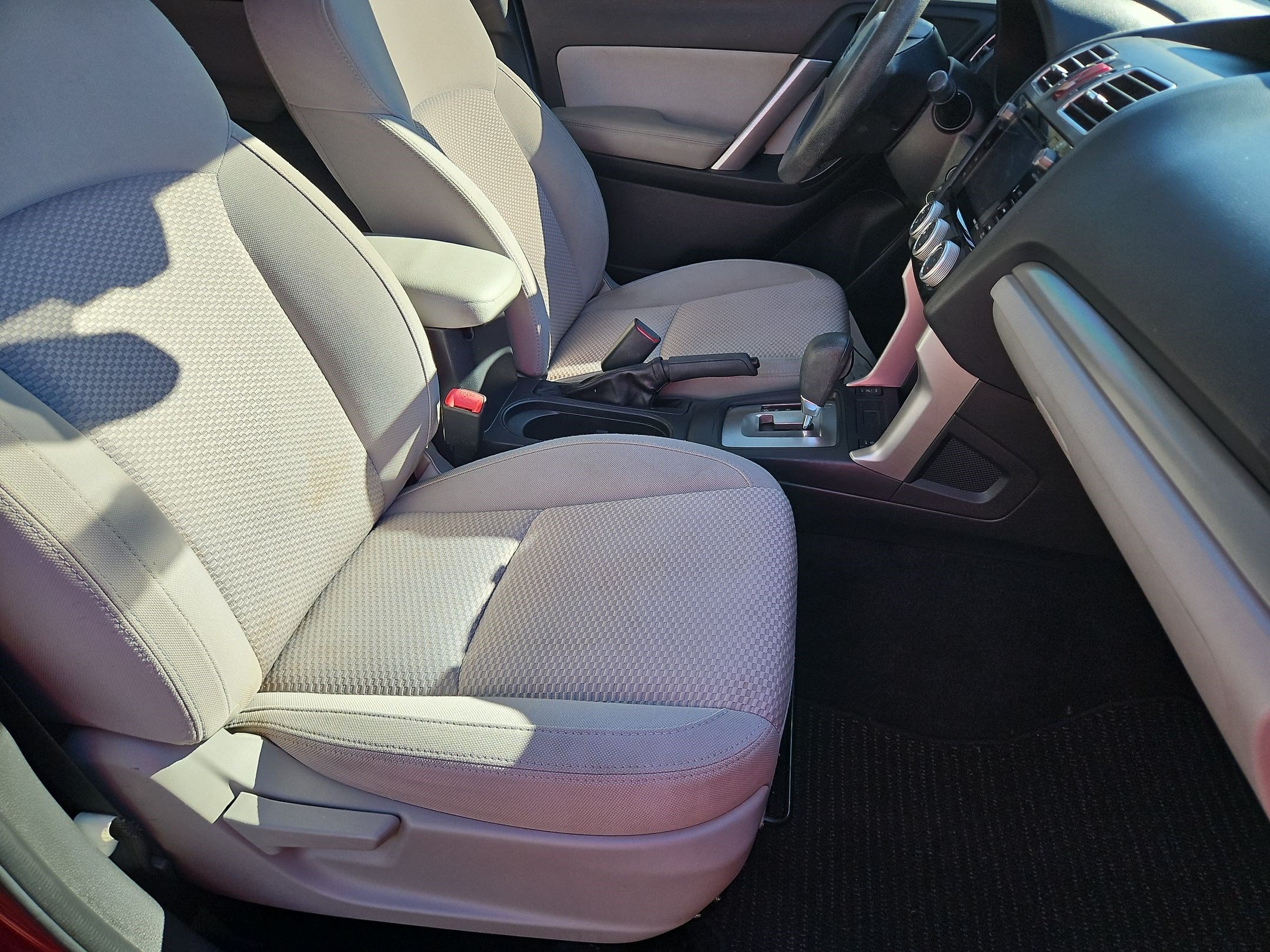 Used 2016 Subaru Forester 2.5i Premium AWD/4WD image 27