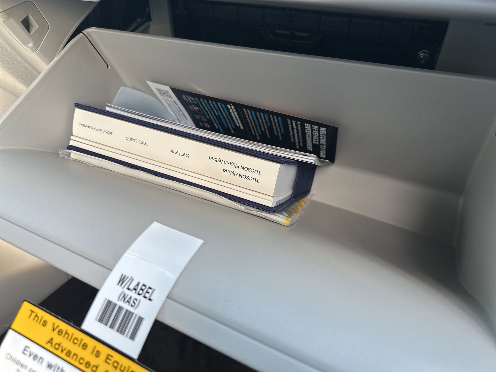 New 2026 Hyundai Tucson Blue SE image 35