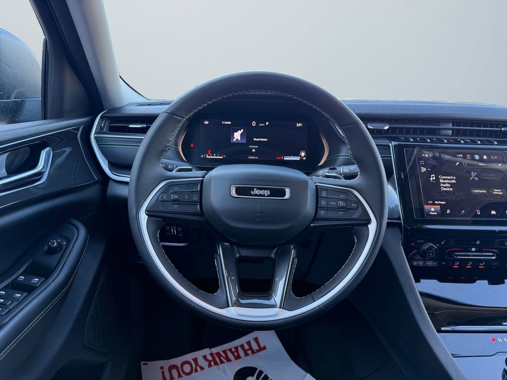 Used 2023 Jeep Grand Cherokee L Laredo w/ Luxury Tech Group I image 12