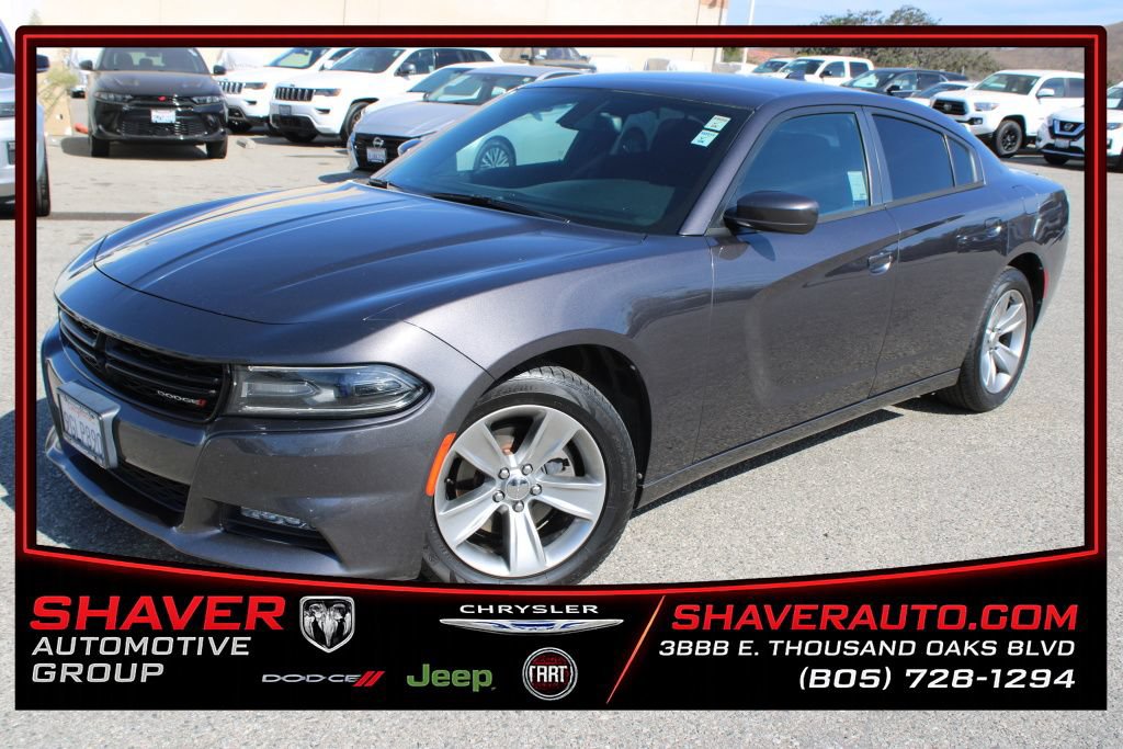 Used 2016 Dodge Charger SXT RWD image 1