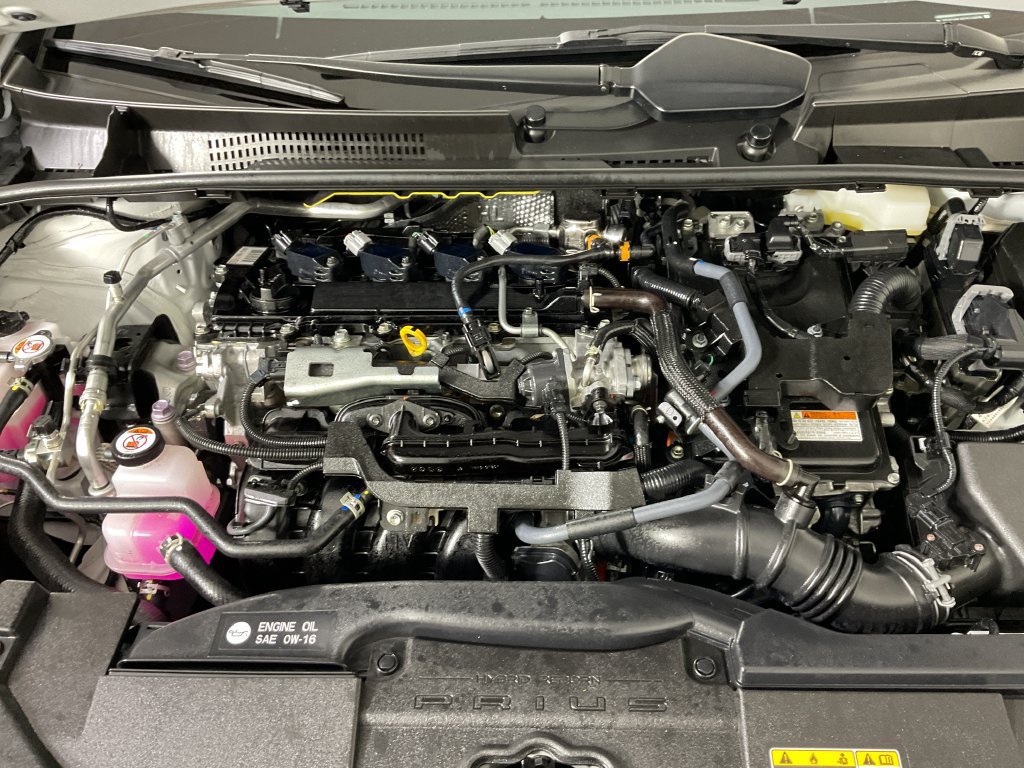 Used 2024 Toyota Prius Limited w/ Limited Premium Package AWD/4WD image 27