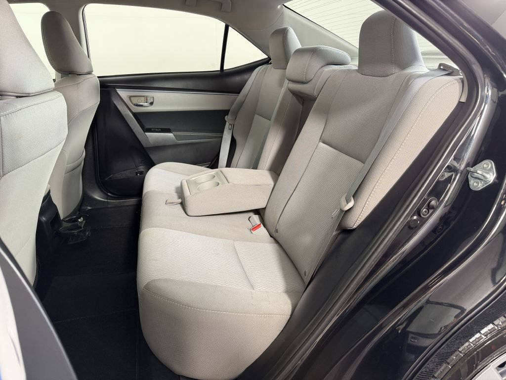 Used 2016 Toyota Corolla LE FWD image 19