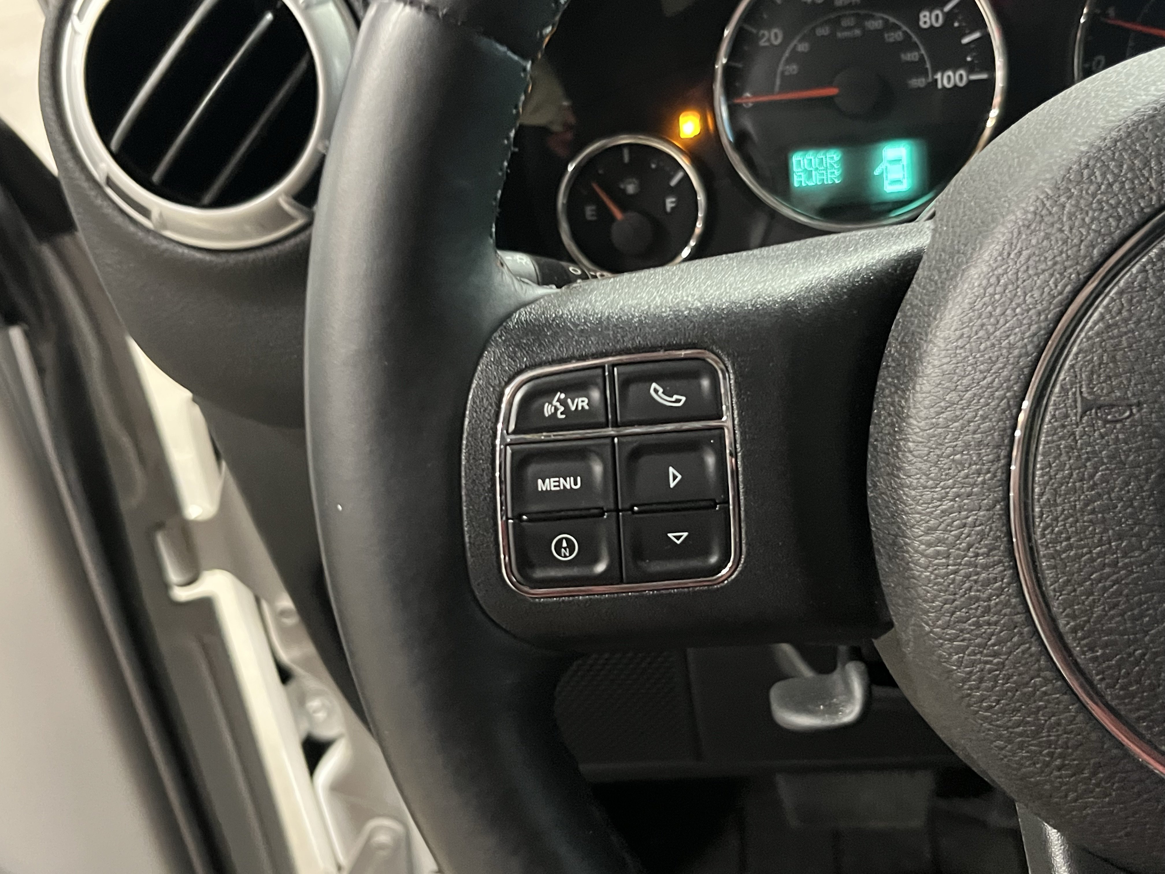 Used 2015 Jeep Wrangler Unlimited Sahara w/ Max Tow Package AWD/4WD image 19