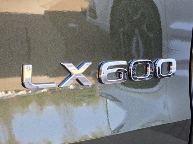 New 2026 Lexus LX 600 4WD w/ Luxury Package image 24