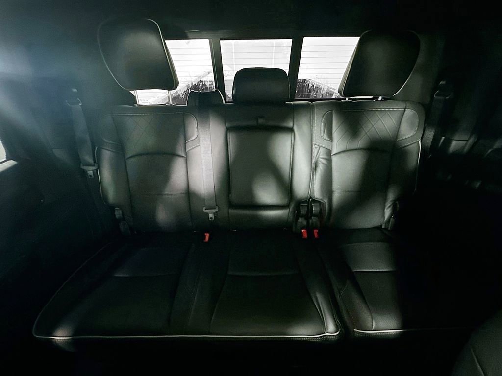 New 2026 RAM 3500 Limited w/ Towing Technology Group image 10