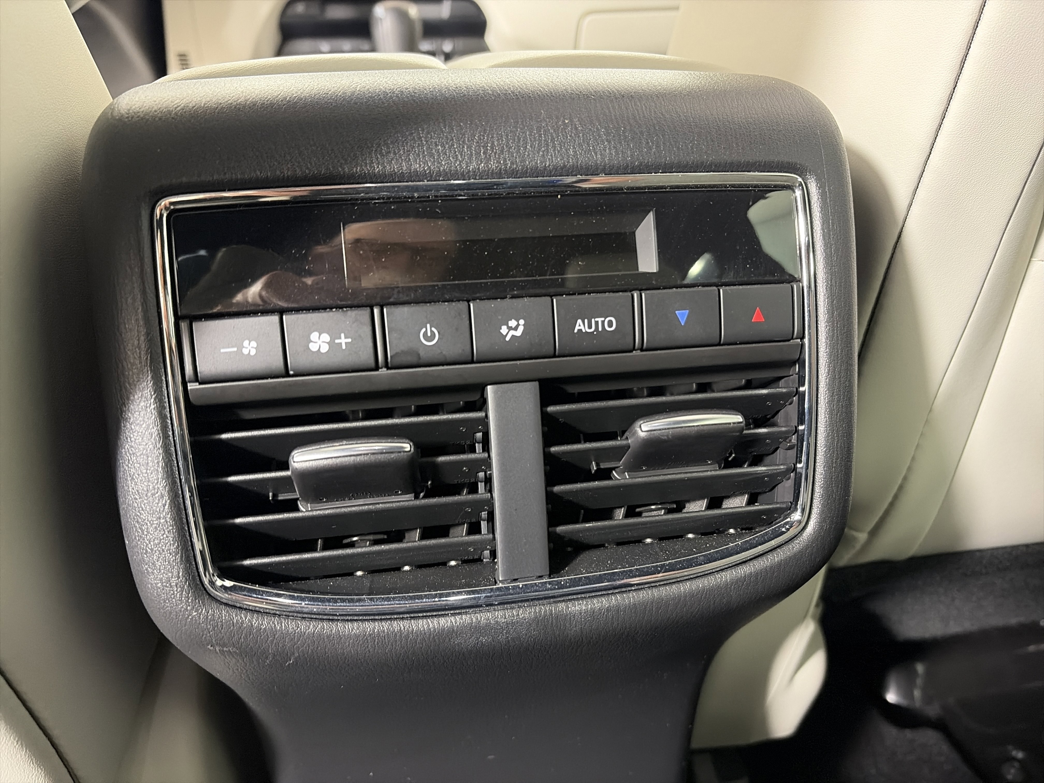 Used 2023 MAZDA CX-9 Signature image 19