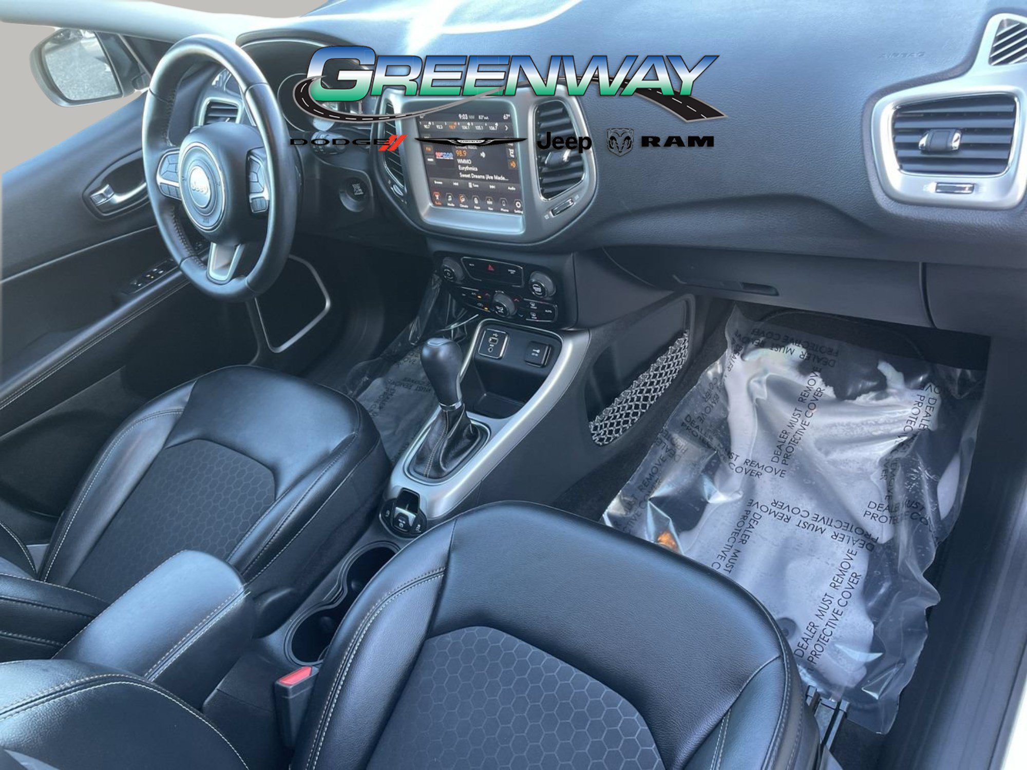 Used 2017 Jeep Compass Latitude w/ Popular Equipment Group FWD image 11