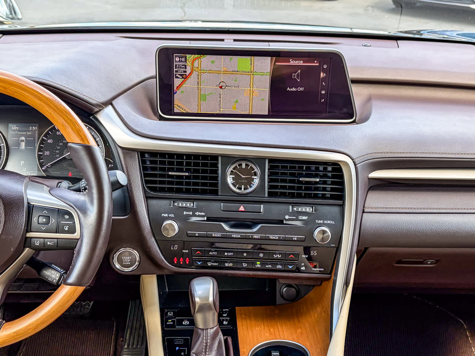 Used 2017 Lexus RX 350 AWD image 12