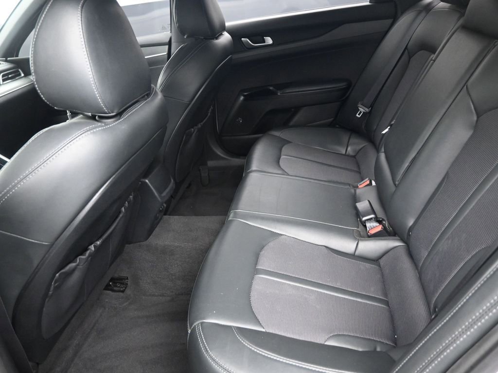 Used 2022 Kia K5 GT-Line image 14