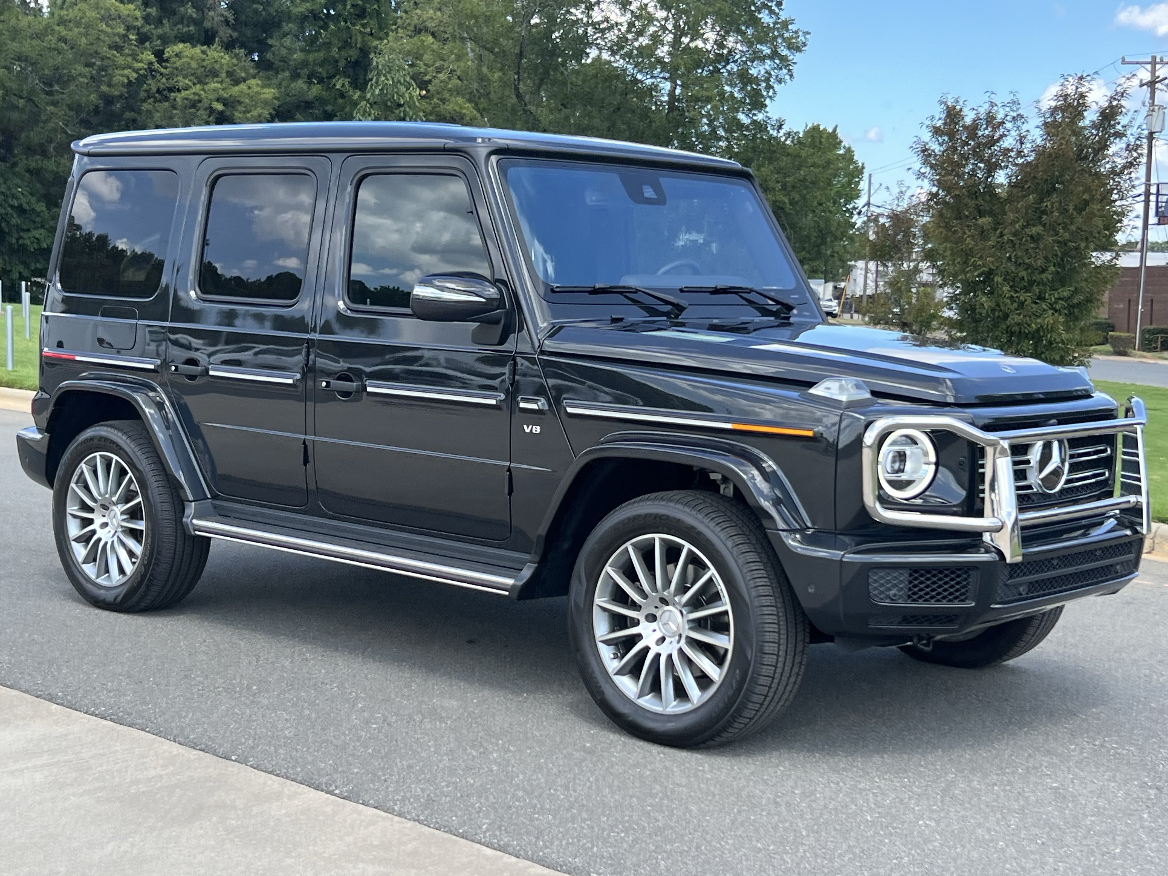 Used 2022 Mercedes-Benz G 550 image 2