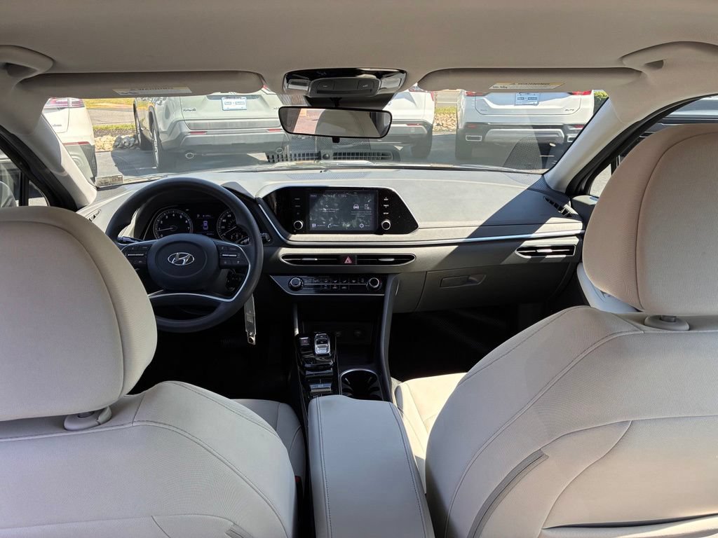 Used 2023 Hyundai Sonata SE w/ Cargo Package FWD image 14