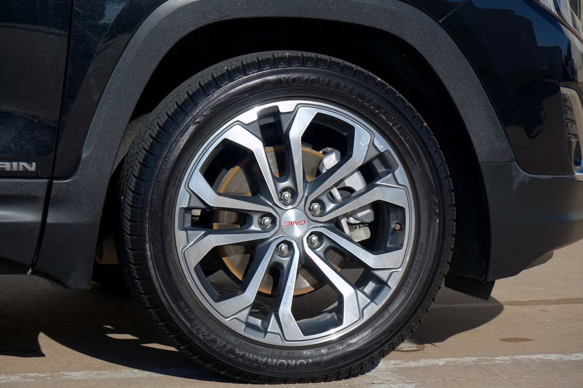 Used 2020 GMC Terrain SLT w/ Preferred Package FWD image 29