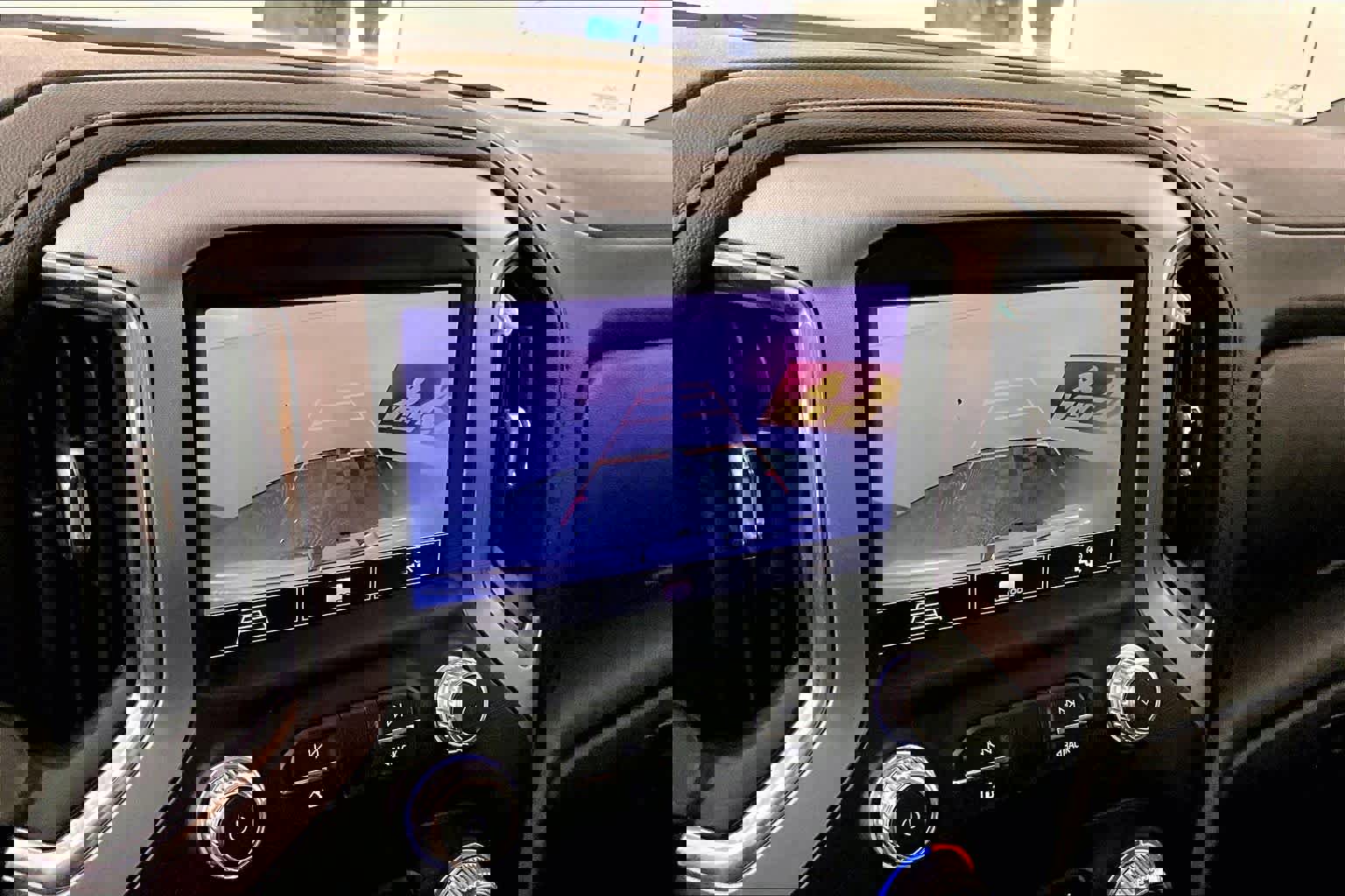 Used 2020 GMC Sierra 1500 SLT image 35