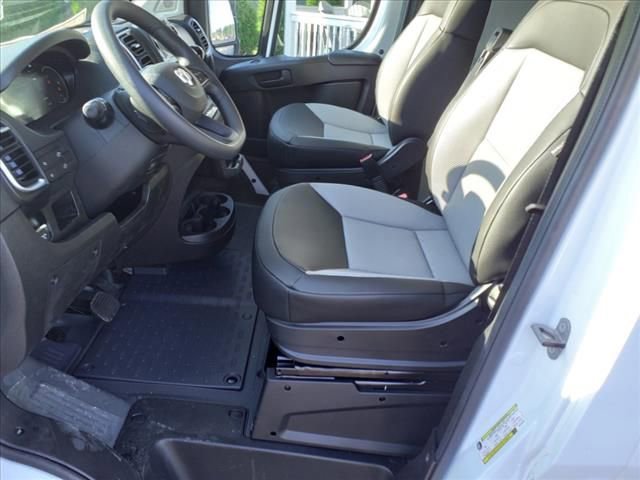 Used 2024 RAM ProMaster 3500 w/ Quick Order Package 22G SLT image 5