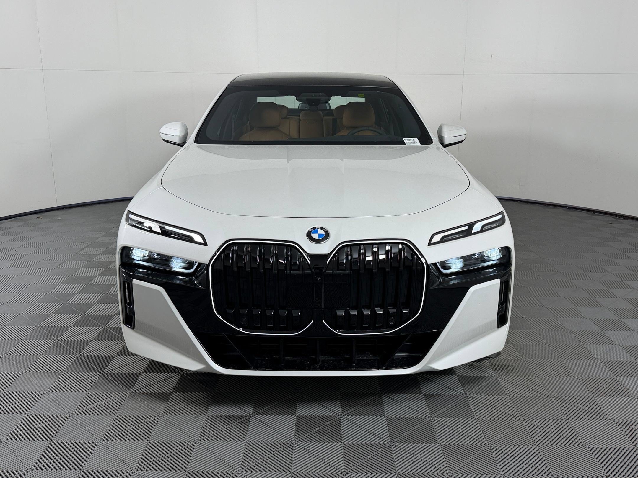 Used 2026 BMW 740i xDrive AWD/4WD image 6