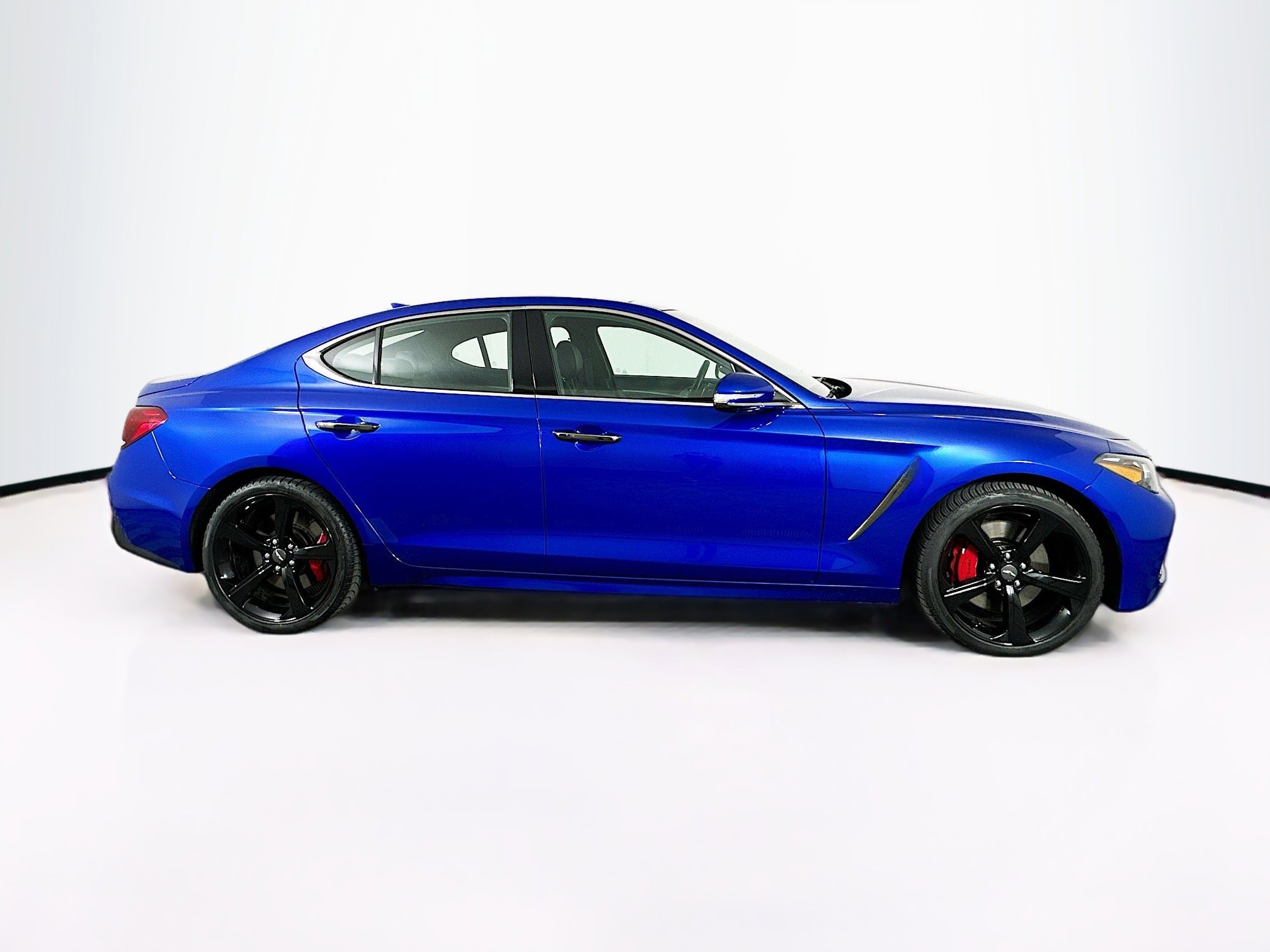Used 2021 Genesis G70 3.3T w/ Sport Package image 10