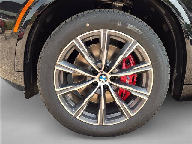 New 2026 BMW X5 xDrive40i w/ M Sport Package AWD/4WD image 10