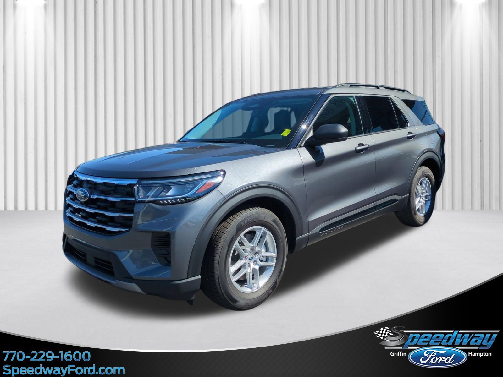 Used 2026 Ford Explorer Active RWD image 1