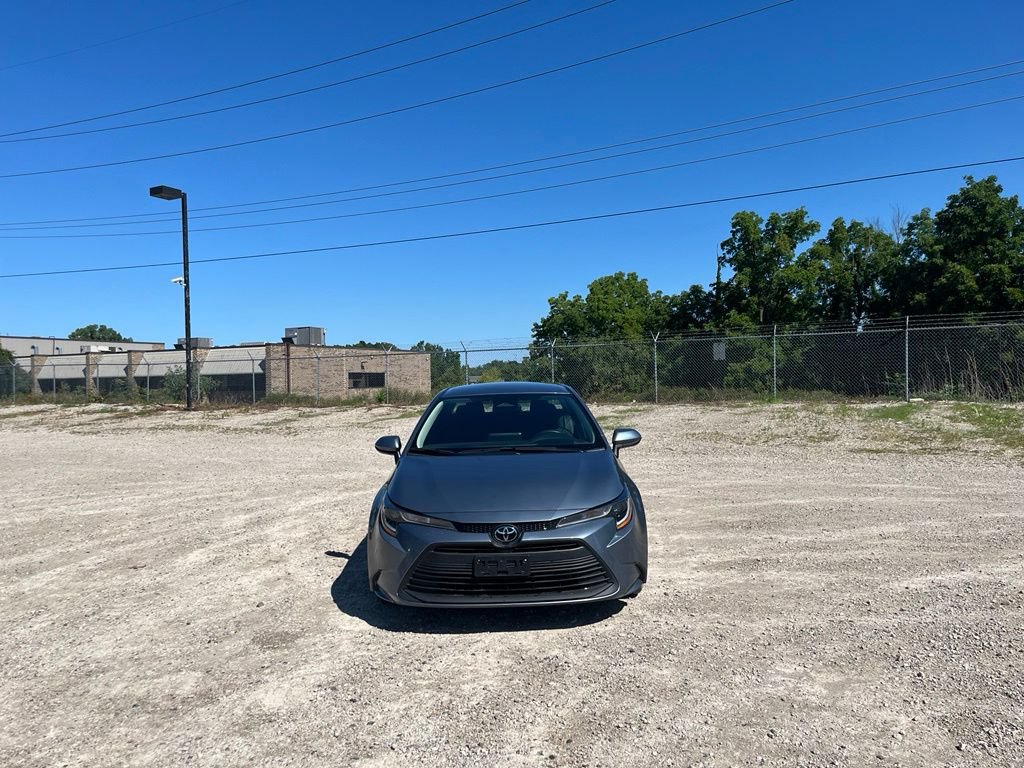 Used 2024 Toyota Corolla LE FWD image 3