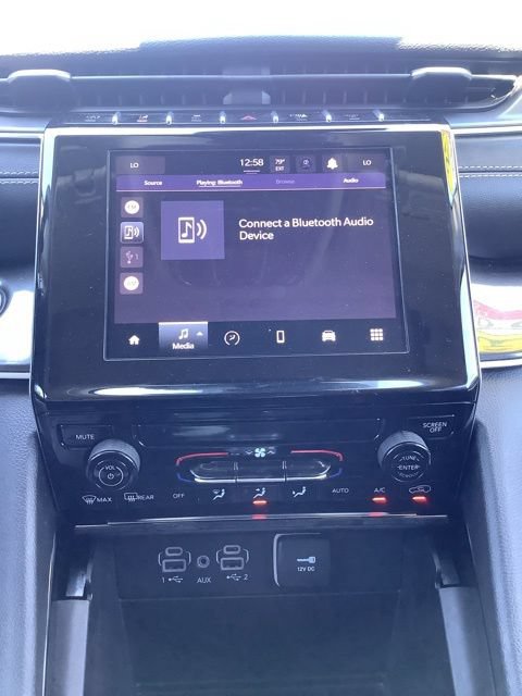 Certified 2023 Jeep Grand Cherokee Laredo AWD/4WD image 23